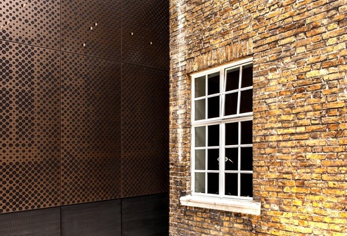 Dekoracyjne panele akustyczne - przykłady wykorzystania paneli ściennych we współczesnej architekturze wnętrz